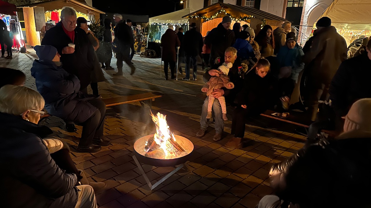 Wärmende Feuerschale.