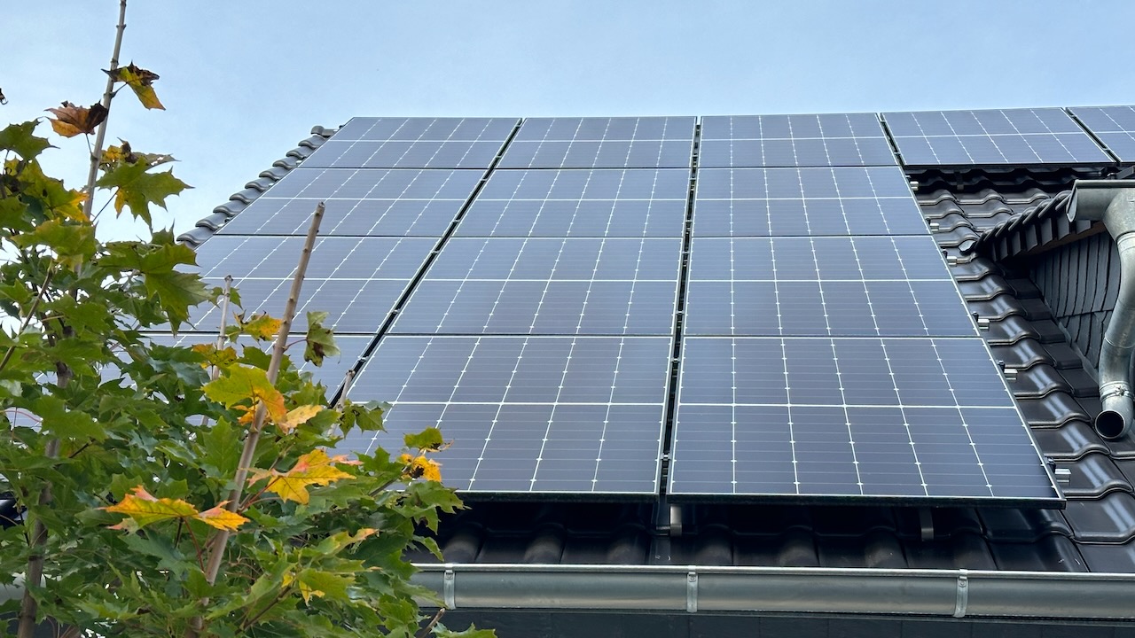 Solaranlage auf einem Neuschlößer Hausdach